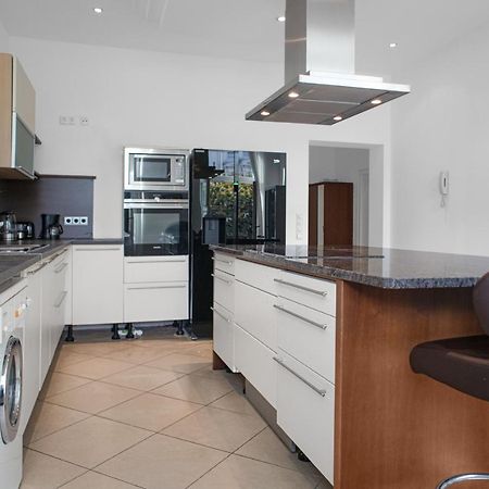 Superb 7Br Shared Apartment- Near Hauptbahnhof เวียนนา ภายนอก รูปภาพ