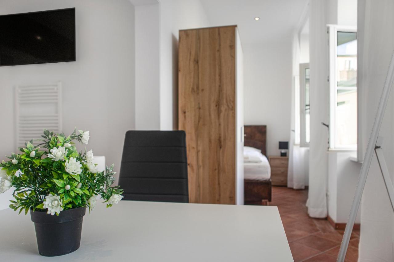 Superb 7Br Shared Apartment- Near Hauptbahnhof เวียนนา ภายนอก รูปภาพ