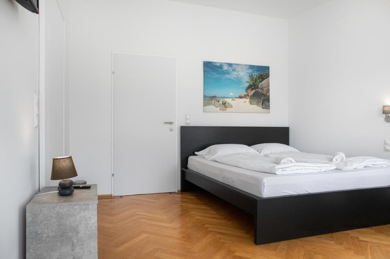 Superb 7Br Shared Apartment- Near Hauptbahnhof เวียนนา ภายนอก รูปภาพ