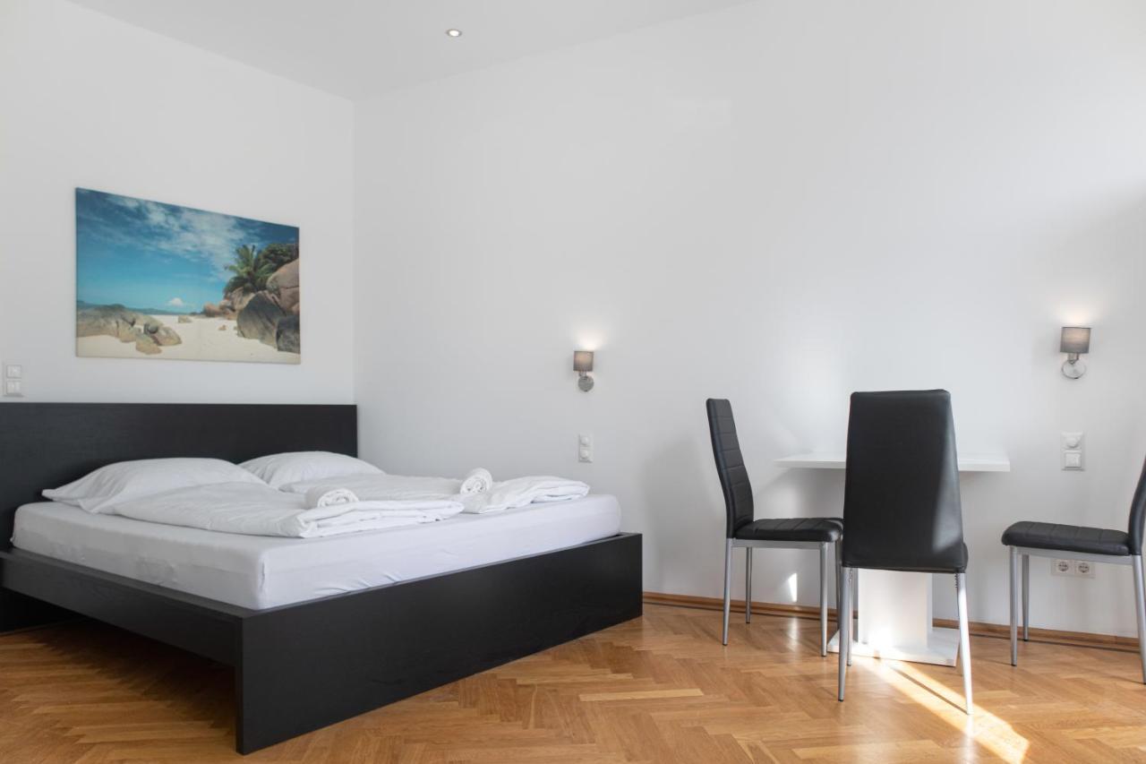 Superb 7Br Shared Apartment- Near Hauptbahnhof เวียนนา ภายนอก รูปภาพ