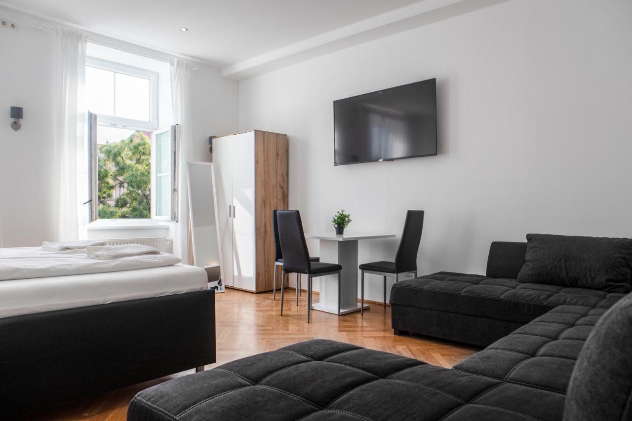 Superb 7Br Shared Apartment- Near Hauptbahnhof เวียนนา ภายนอก รูปภาพ