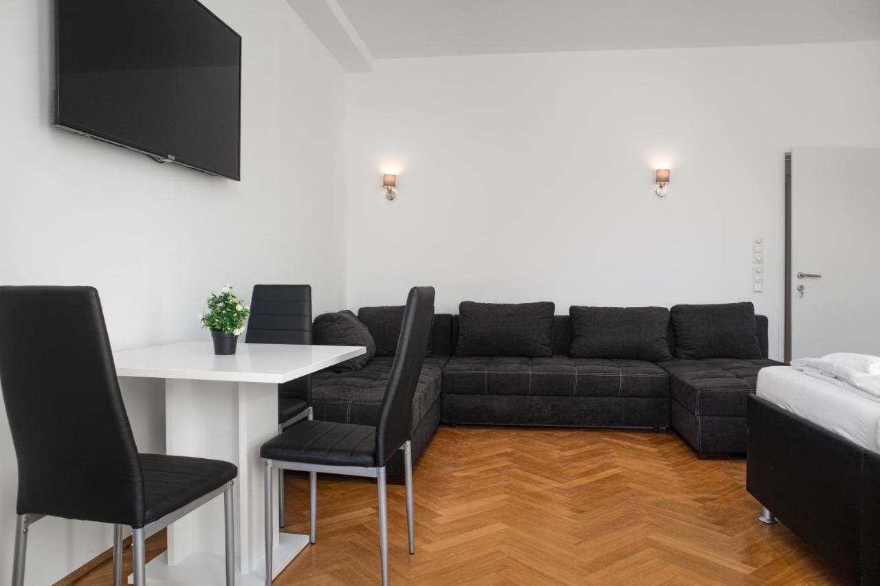 Superb 7Br Shared Apartment- Near Hauptbahnhof เวียนนา ภายนอก รูปภาพ