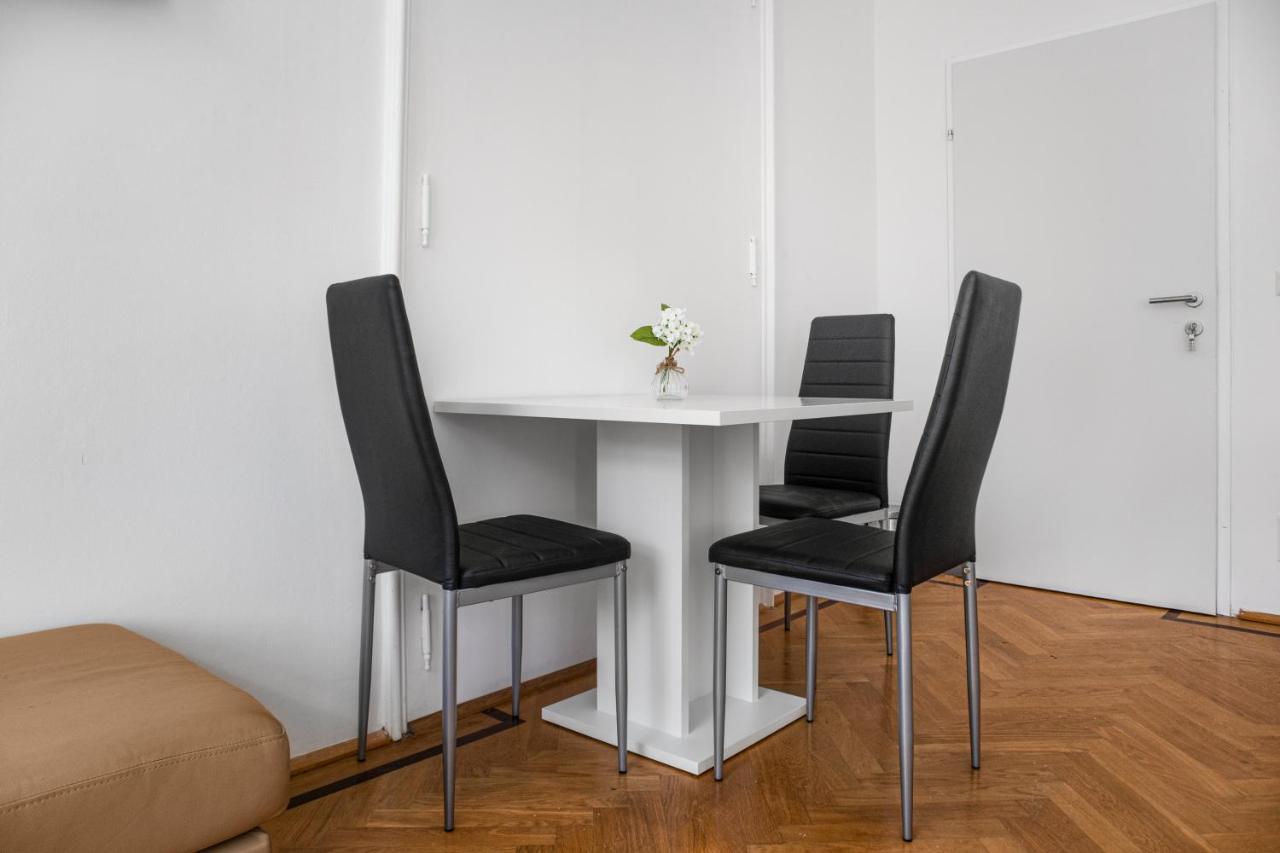Superb 7Br Shared Apartment- Near Hauptbahnhof เวียนนา ภายนอก รูปภาพ
