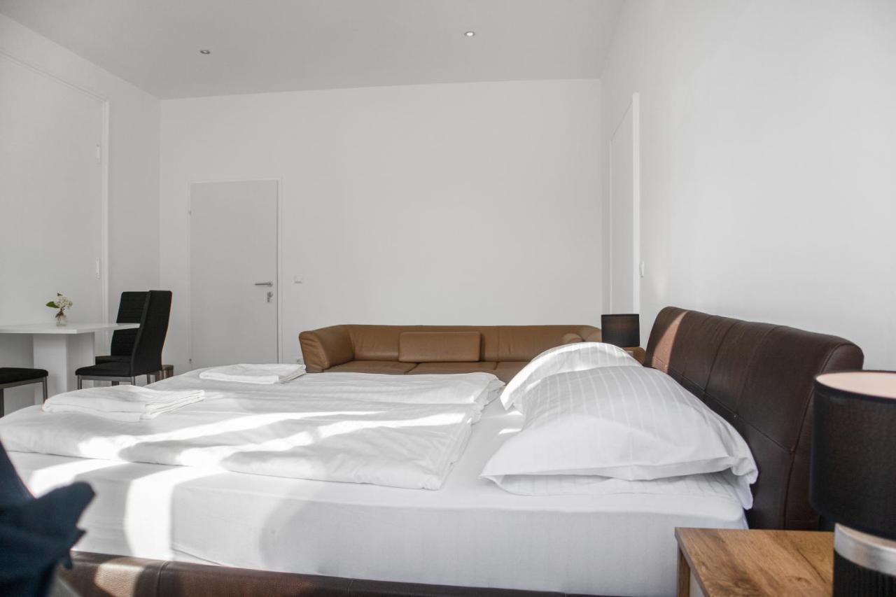 Superb 7Br Shared Apartment- Near Hauptbahnhof เวียนนา ภายนอก รูปภาพ