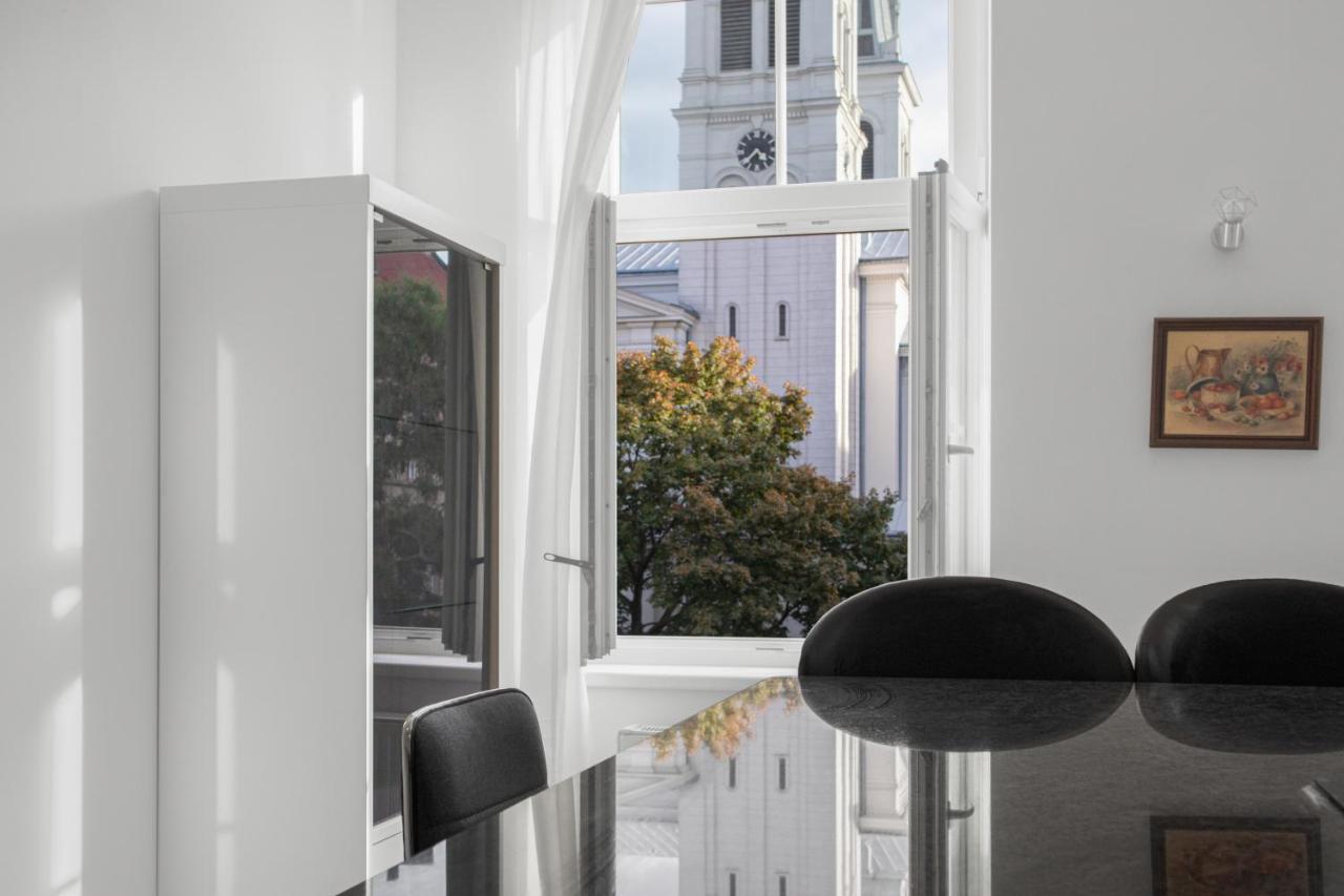 Superb 7Br Shared Apartment- Near Hauptbahnhof เวียนนา ภายนอก รูปภาพ